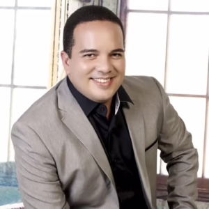 Cezar Santos